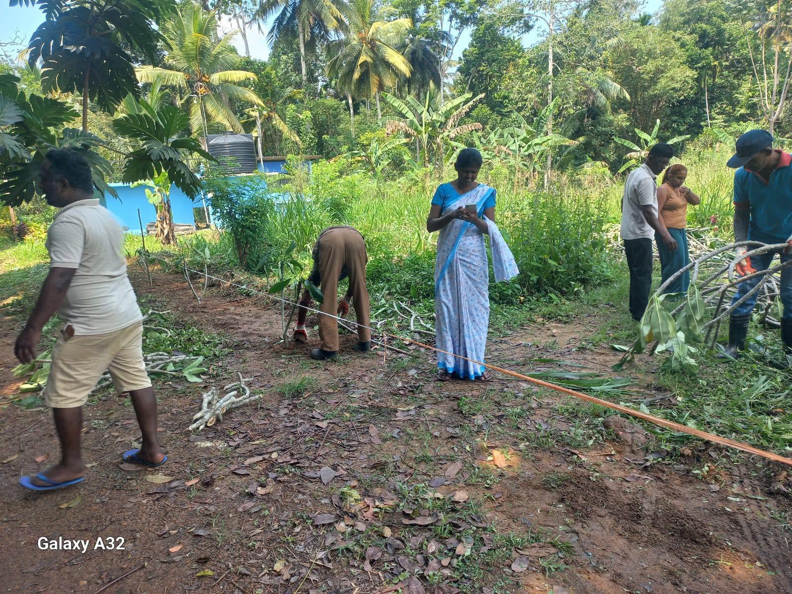 Read more about the article පස්ගොඩ “මිහිමල් අරන” හරිත සුසාන භූමියේ ශ්‍රමදානයක්..